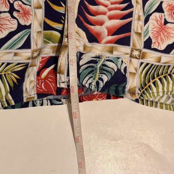 Reyn Spooner Hawaiian Shirt Large Miley Collection Floral Collage Bamboo Frames - Picture 5 of 5